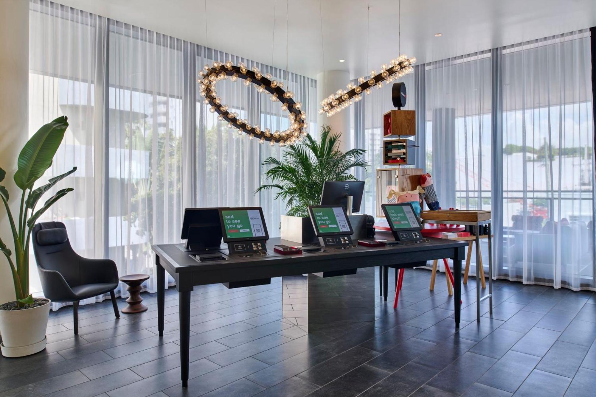 Citizenm Miami South Beach Hotel Маями Бийч Екстериор снимка